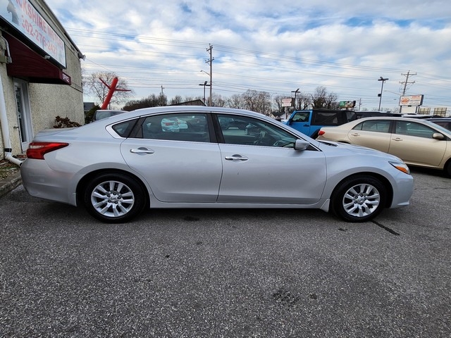 Nissan Altima 2.5 S Sedan 2017