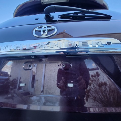 Toyota Highlander 4WD 4dr V6 (Natl) 2012