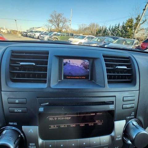 Toyota Highlander 4WD 4dr V6 (Natl) 2012