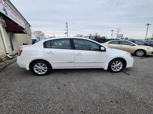 Nissan Sentra 4dr Sdn I4 CVT 2.0 SL 2012