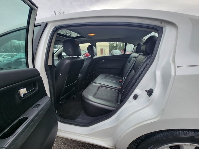 Nissan Sentra 4dr Sdn I4 CVT 2.0 SL 2012