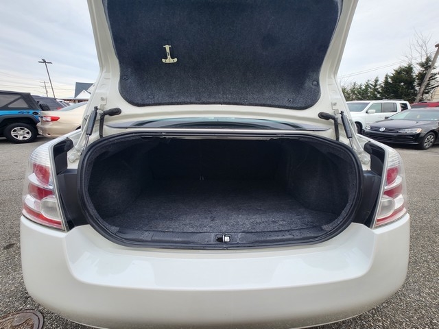 Nissan Sentra 4dr Sdn I4 CVT 2.0 SL 2012