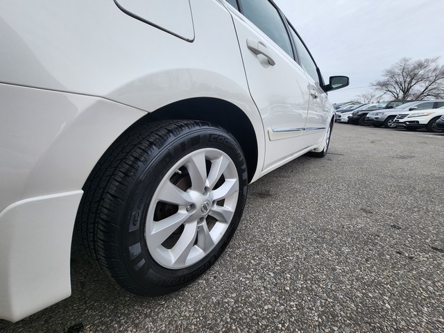 Nissan Sentra 4dr Sdn I4 CVT 2.0 SL 2012