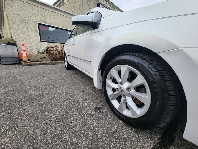 Nissan Sentra 4dr Sdn I4 CVT 2.0 SL 2012