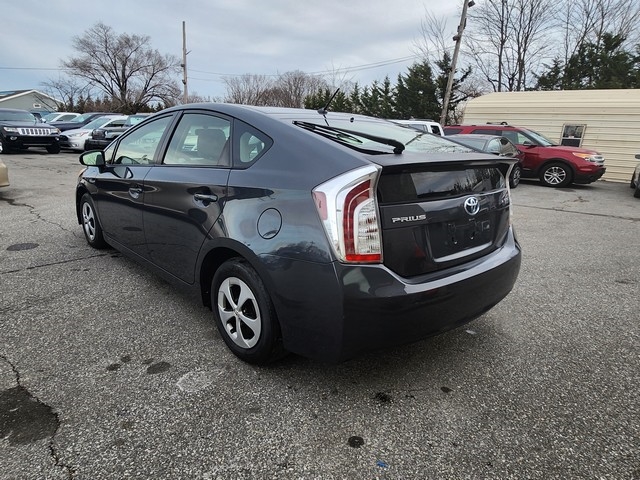 Toyota Prius 5dr HB Three (Natl) 2012