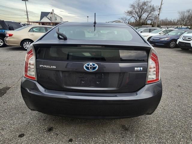 Toyota Prius 5dr HB Three (Natl) 2012