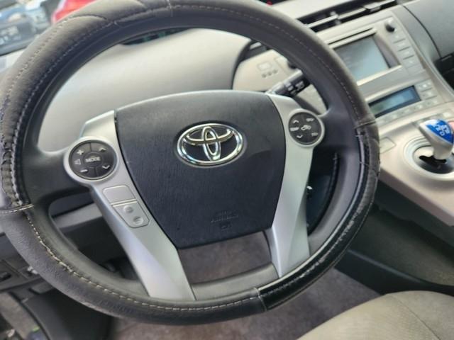 Toyota Prius 5dr HB Three (Natl) 2012