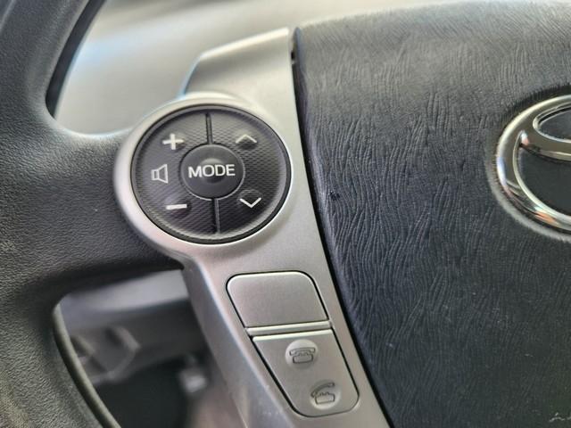 Toyota Prius 5dr HB Three (Natl) 2012