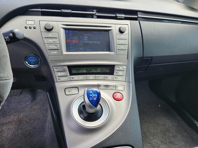 Toyota Prius 5dr HB Three (Natl) 2012