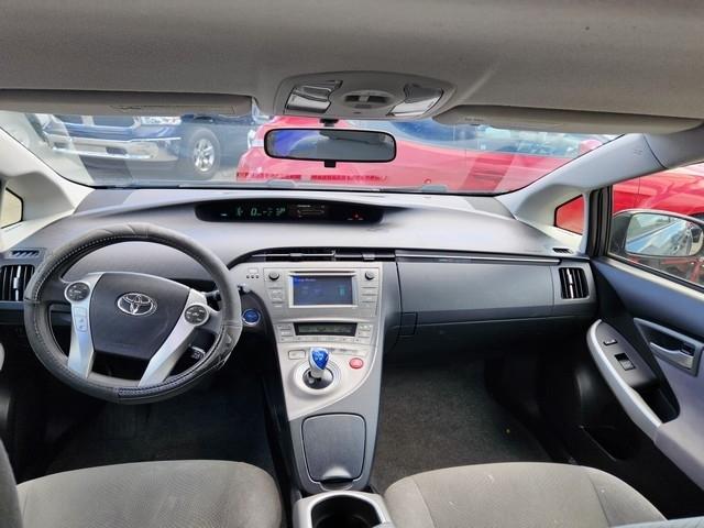 Toyota Prius 5dr HB Three (Natl) 2012