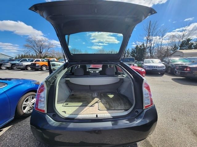 Toyota Prius 5dr HB Three (Natl) 2012