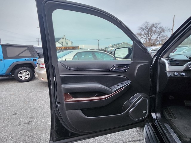 GMC Yukon 4WD 4dr SLT 2017