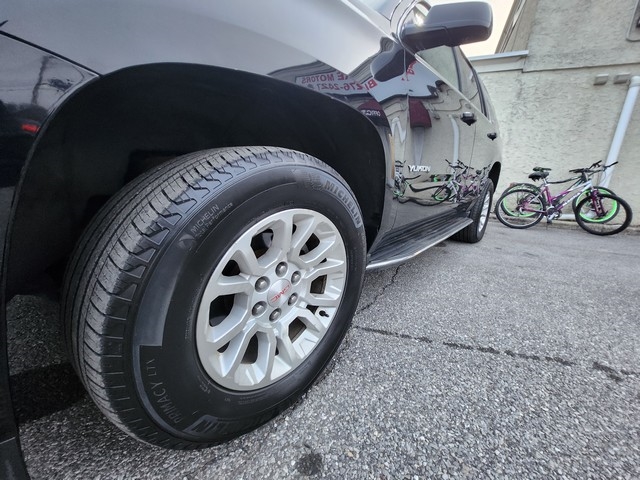 GMC Yukon 4WD 4dr SLT 2017