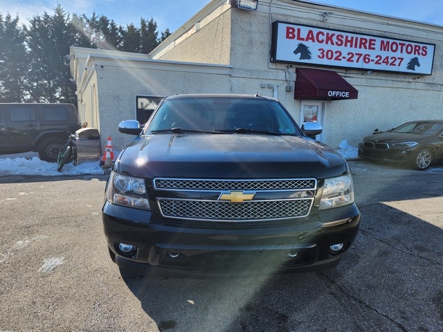 Chevrolet Suburban 4WD 4dr LTZ 2014