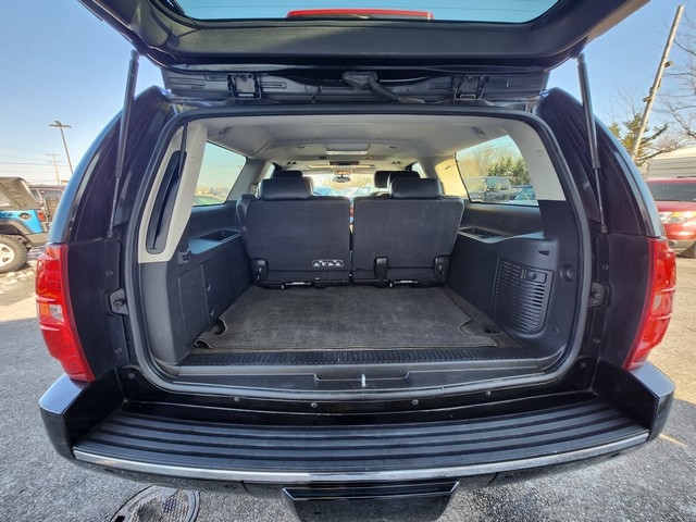 Chevrolet Suburban 4WD 4dr LTZ 2014