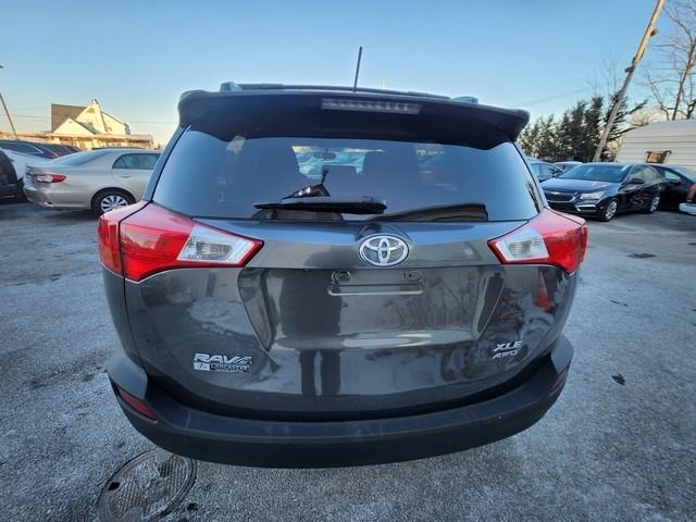 Toyota RAV4 AWD 4dr XLE (Natl) 2013