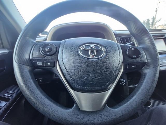 Toyota RAV4 AWD 4dr XLE (Natl) 2013