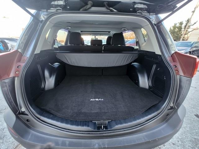 Toyota RAV4 AWD 4dr XLE (Natl) 2013