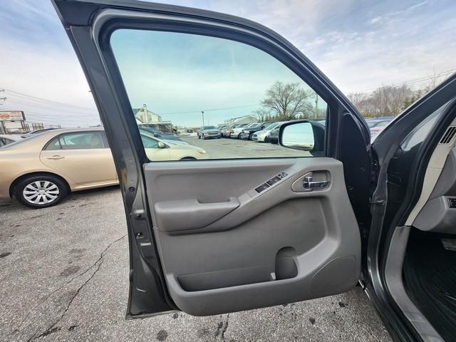 Nissan Frontier 4WD Crew Cab SWB Auto SE 2007