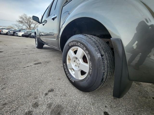 Nissan Frontier 4WD Crew Cab SWB Auto SE 2007