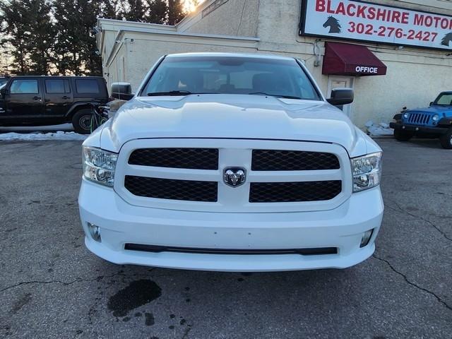 RAM 1500 4WD Quad Cab 140.5" Express 2015