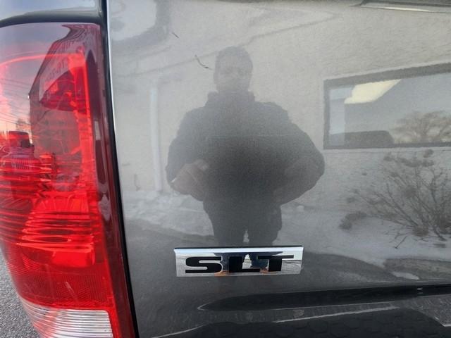 RAM 1500 4WD Quad Cab 140.5" SLT 2013