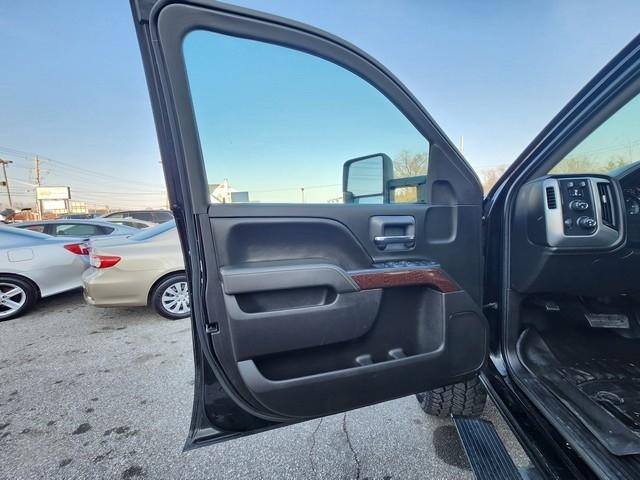 GMC Sierra 1500 4WD Double Cab 143.5" SLE 2017