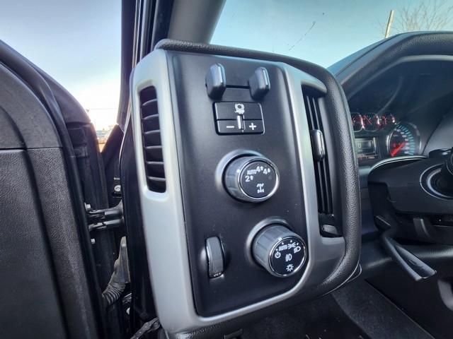 GMC Sierra 1500 4WD Double Cab 143.5" SLE 2017