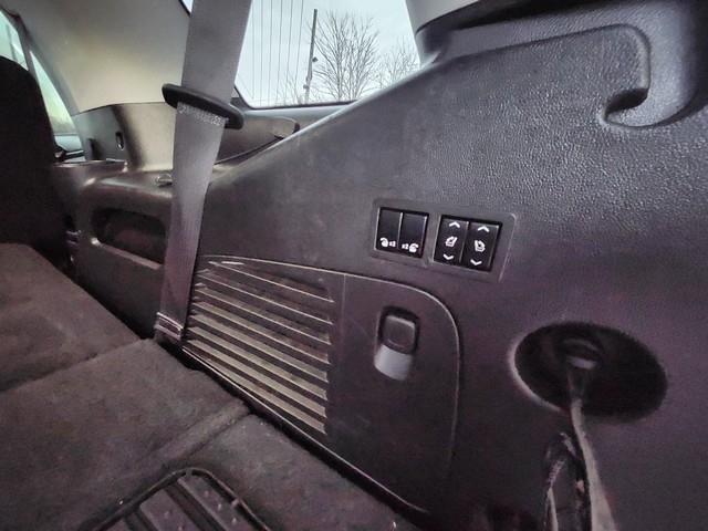 GMC Yukon 4WD 4dr SLT 2015