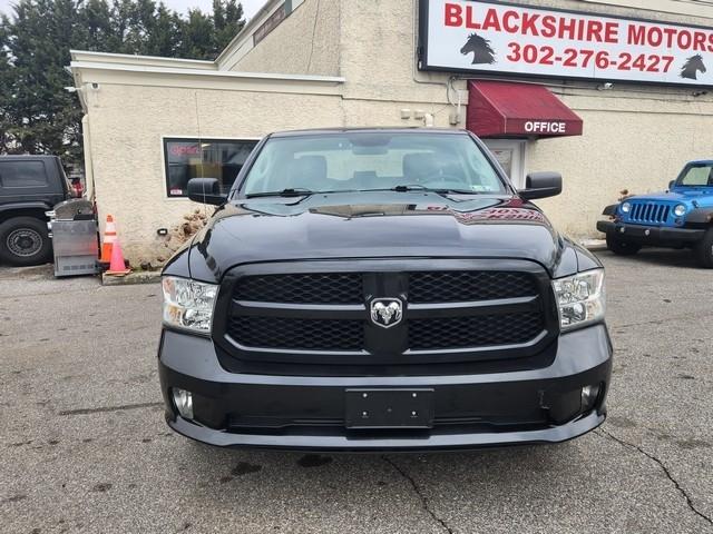 RAM 1500 Express 4x4 Quad Cab 6'4" Box 2017