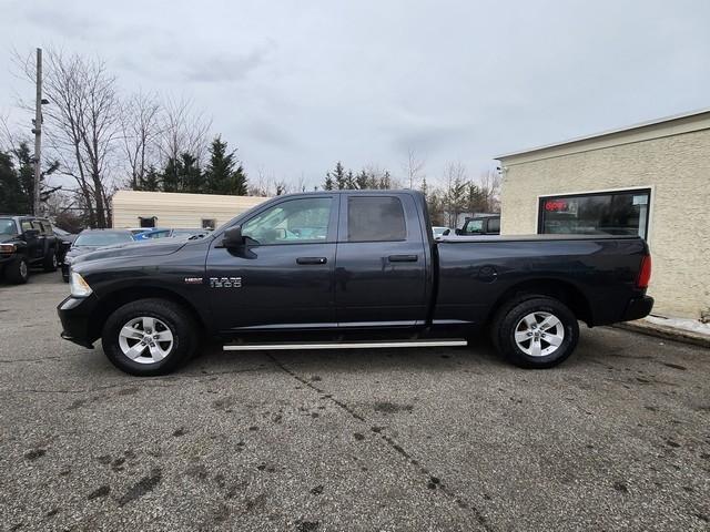 RAM 1500 Express 4x4 Quad Cab 6'4" Box 2017