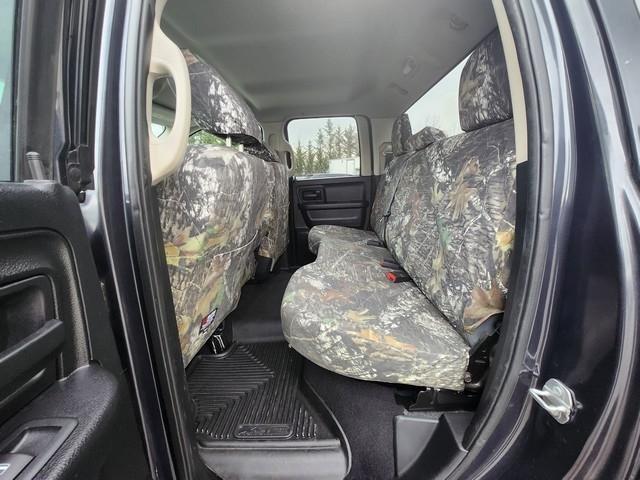 RAM 1500 Express 4x4 Quad Cab 6'4" Box 2017