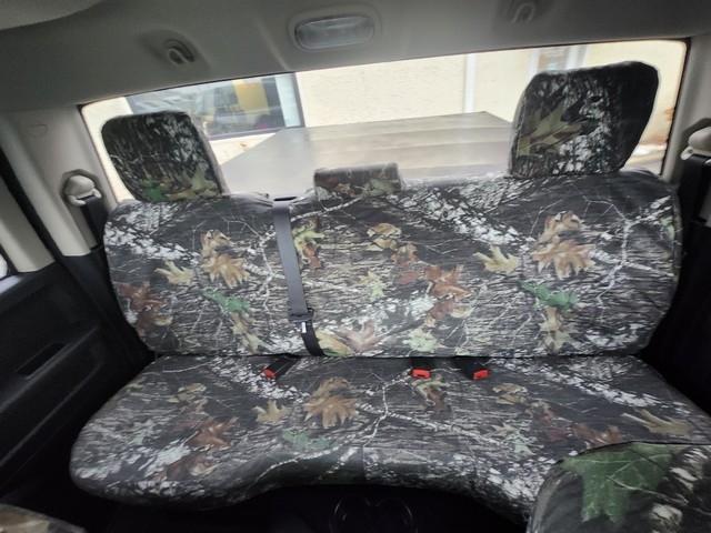 RAM 1500 Express 4x4 Quad Cab 6'4" Box 2017