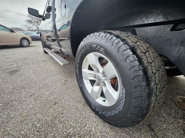 RAM 1500 Express 4x4 Quad Cab 6'4" Box 2017