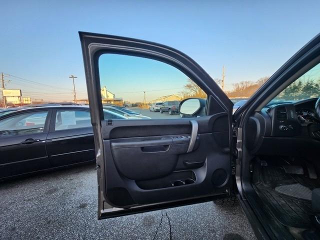 GMC Sierra 1500 4WD Ext Cab 143.5" SLE 2013