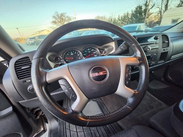 GMC Sierra 1500 4WD Ext Cab 143.5" SLE 2013