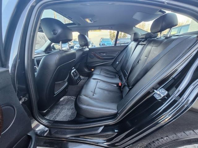 BMW 3 Series 4dr Sdn 328i xDrive AWD SULEV 2015