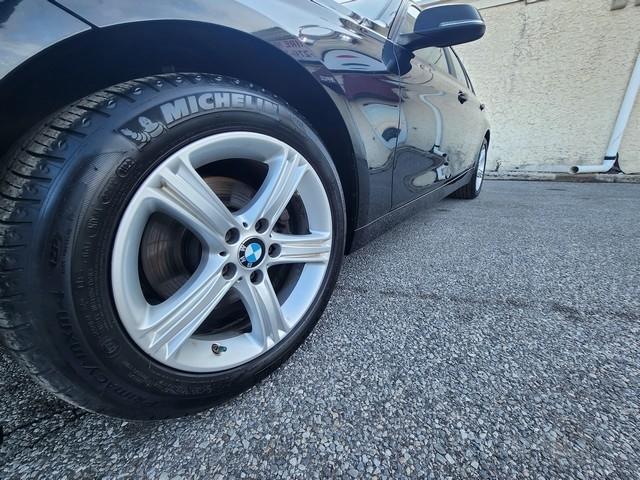 BMW 3 Series 4dr Sdn 328i xDrive AWD SULEV 2015