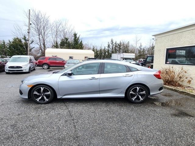 Honda Civic Sedan Touring CVT 2017