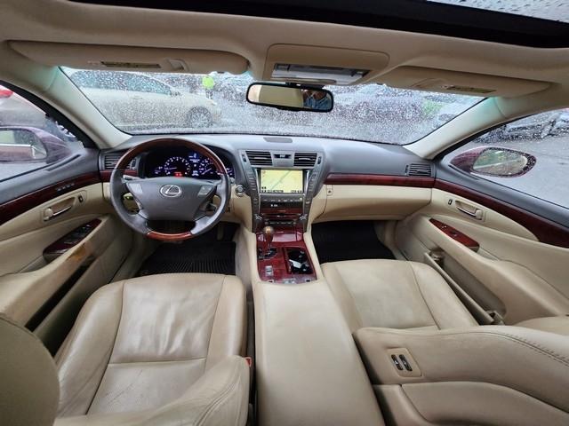 Lexus LS 460 4dr Sdn 2007