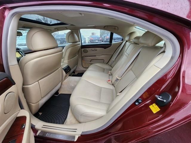 Lexus LS 460 4dr Sdn 2007