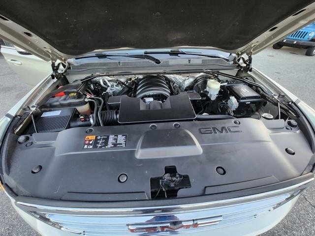 GMC Yukon 4WD 4dr SLT 2016