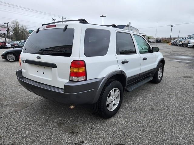 Ford Escape 4dr 103" WB XLT 4WD 2004