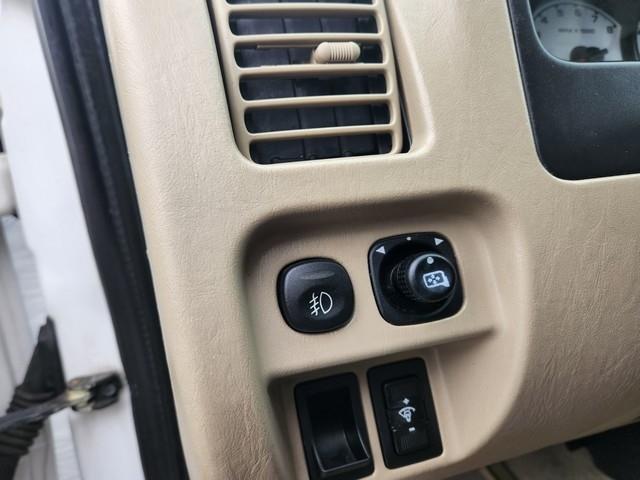 Ford Escape 4dr 103" WB XLT 4WD 2004