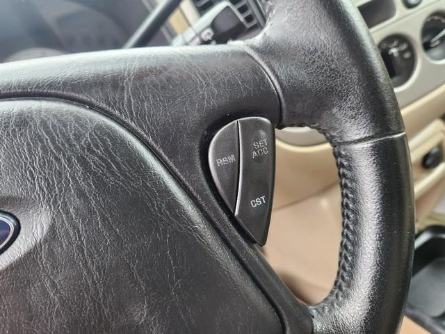 Ford Escape 4dr 103" WB XLT 4WD 2004