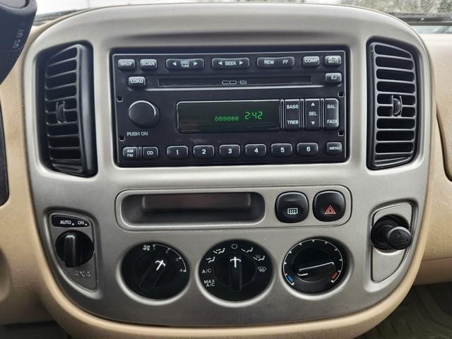 Ford Escape 4dr 103" WB XLT 4WD 2004