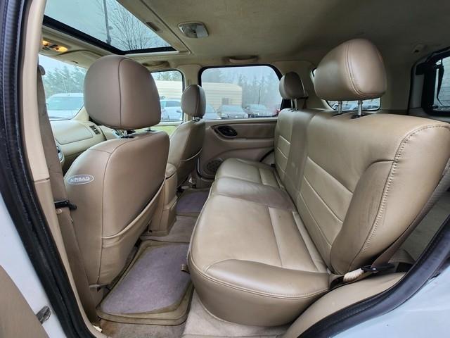 Ford Escape 4dr 103" WB XLT 4WD 2004