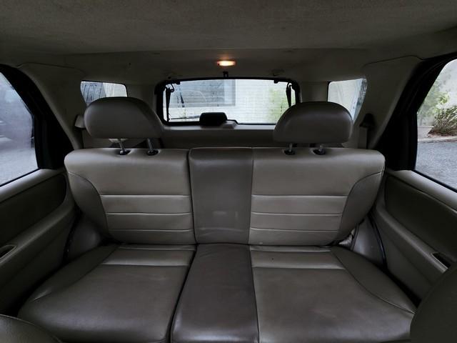 Ford Escape 4dr 103" WB XLT 4WD 2004