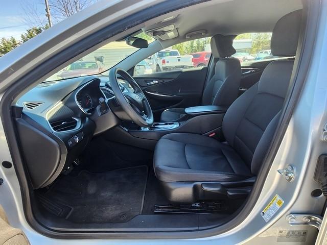 Chevrolet Malibu 4dr Sdn LS w/1LS 2017