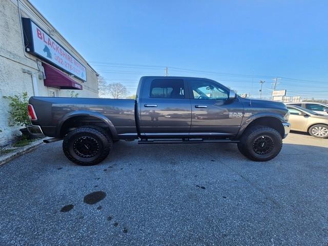 RAM 2500 Laramie 4x4 Crew Cab 6'4" Box 2017